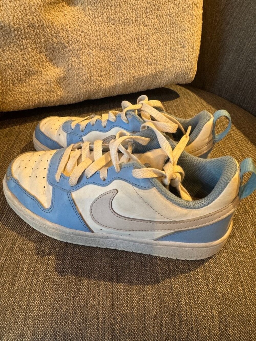 Nike Court Borough Low Kids Sneakers White Blue Sz 4Y